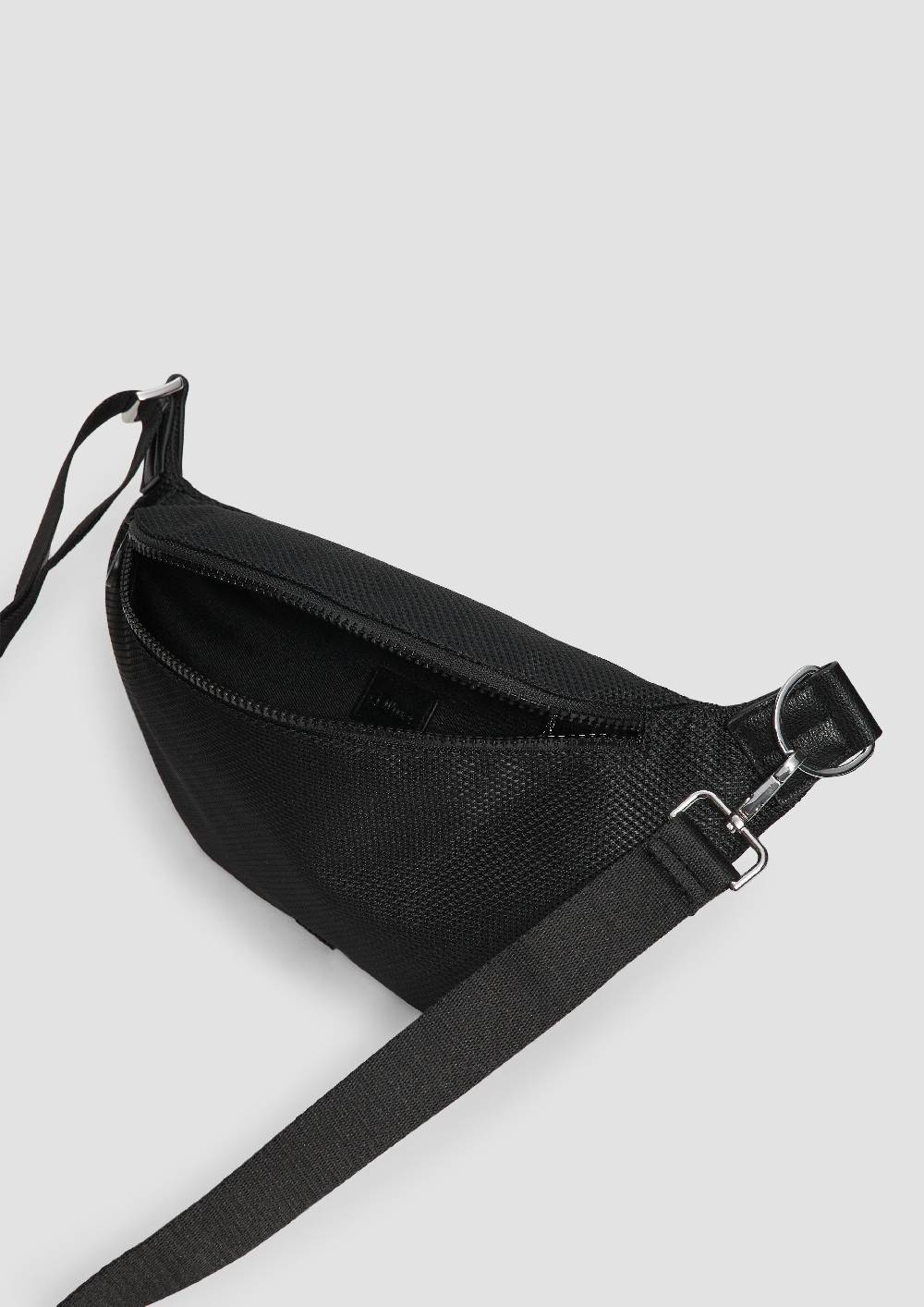 s.Oliver Crossbody Bag aus Nylon Kostenloser Versand