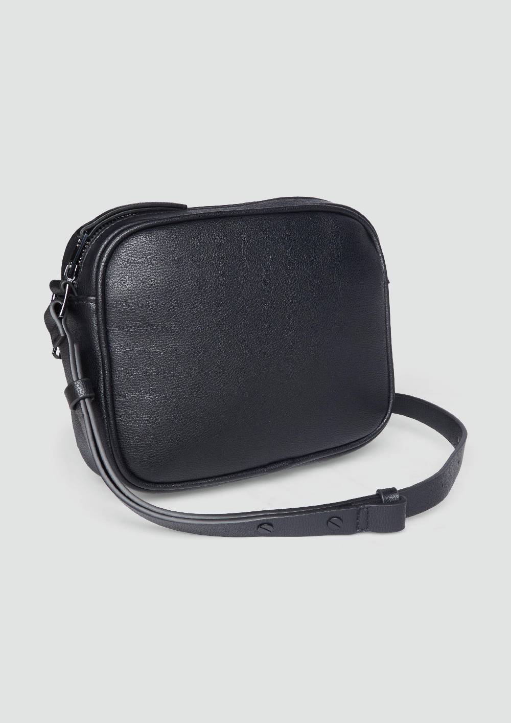 s.Oliver Große Camera-Bag in Leder-Optik Fabrikpreis