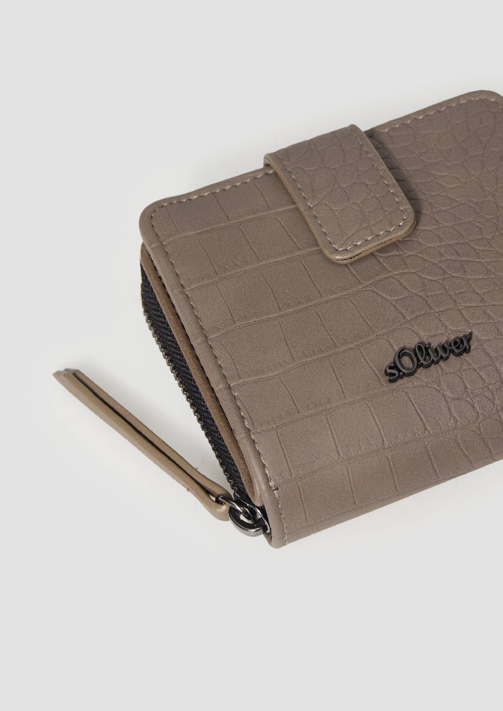 s.Oliver Portemonnaie mit Kroko-Struktur Flash Sale