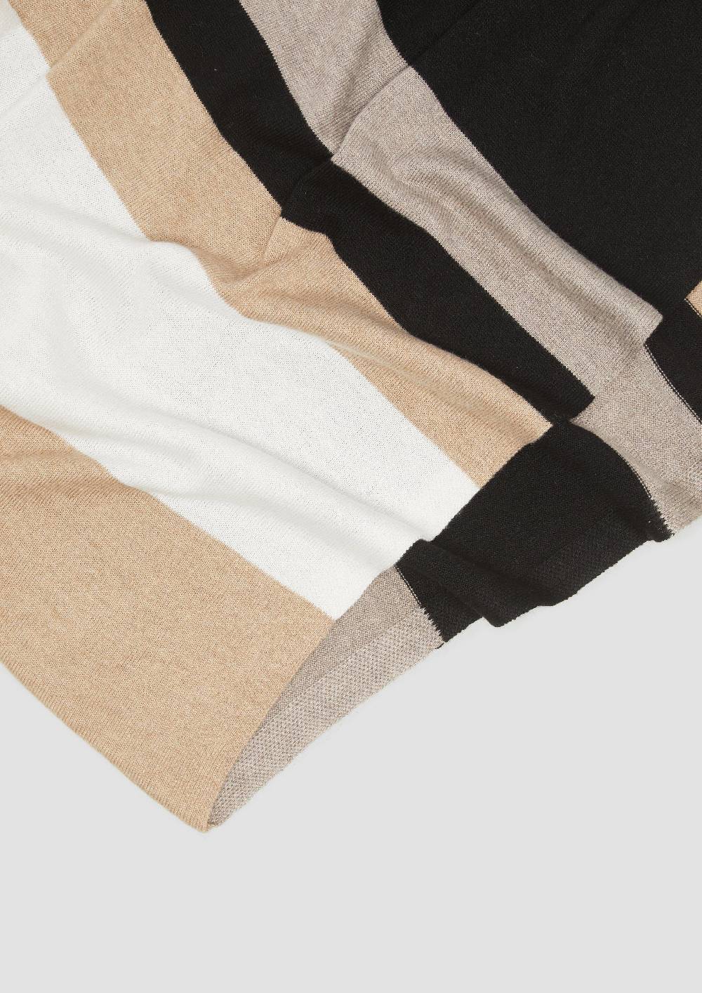 s.Oliver Wärmender Loop-Schal aus Strick Online Outlet