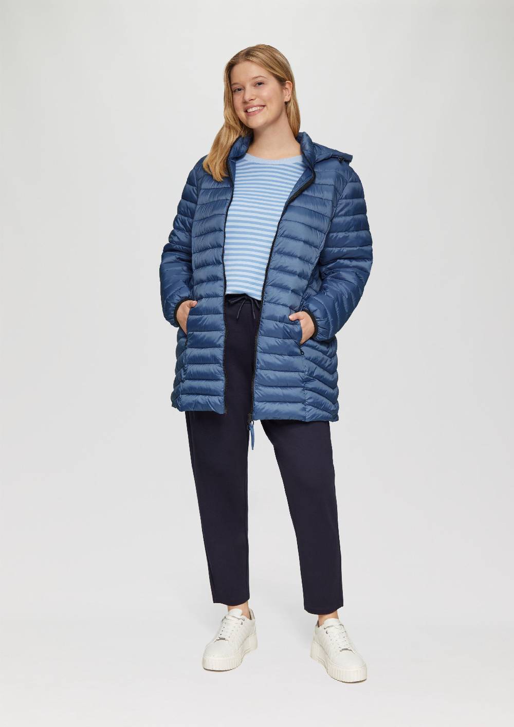s.Oliver Steppjacke mit Logo-Kapuze Valentinstagsangebot