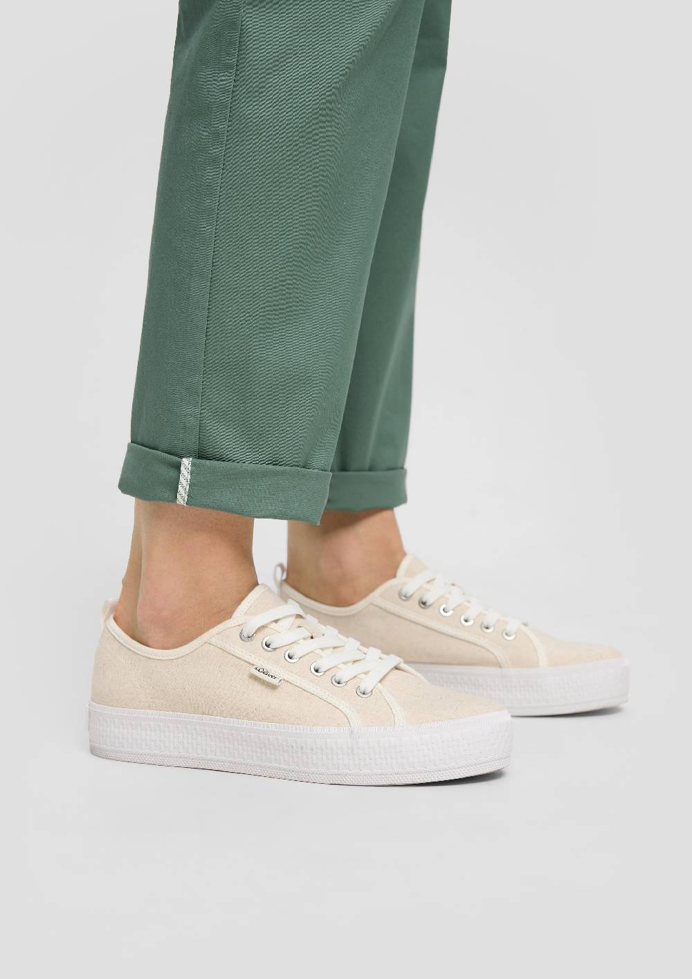 s.Oliver Chino mit Gürtel aus Baumwollstretch Blitzverkäufe