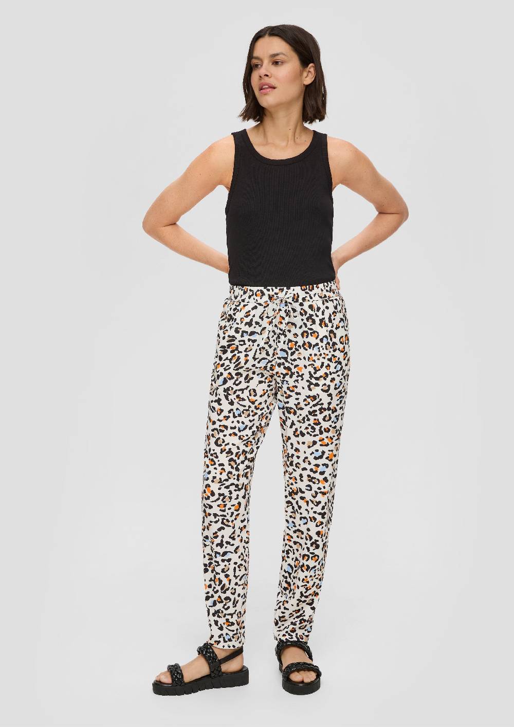s.Oliver Hose aus reiner Viskose mit Artwork-Print Online Shopping