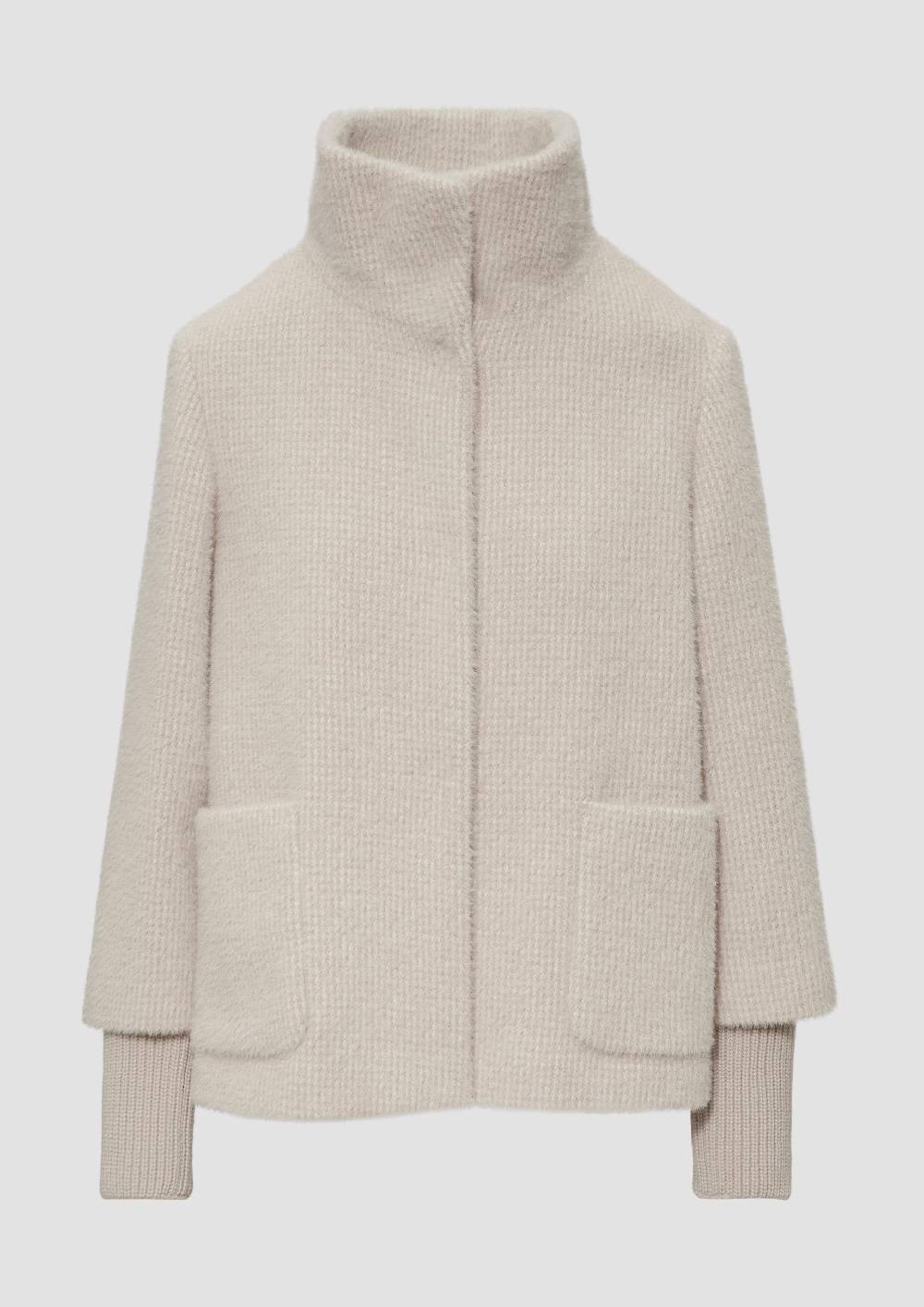 s.Oliver Flauschige Jacke mit Strickbündchen am Ärmel Räumungsverkauf