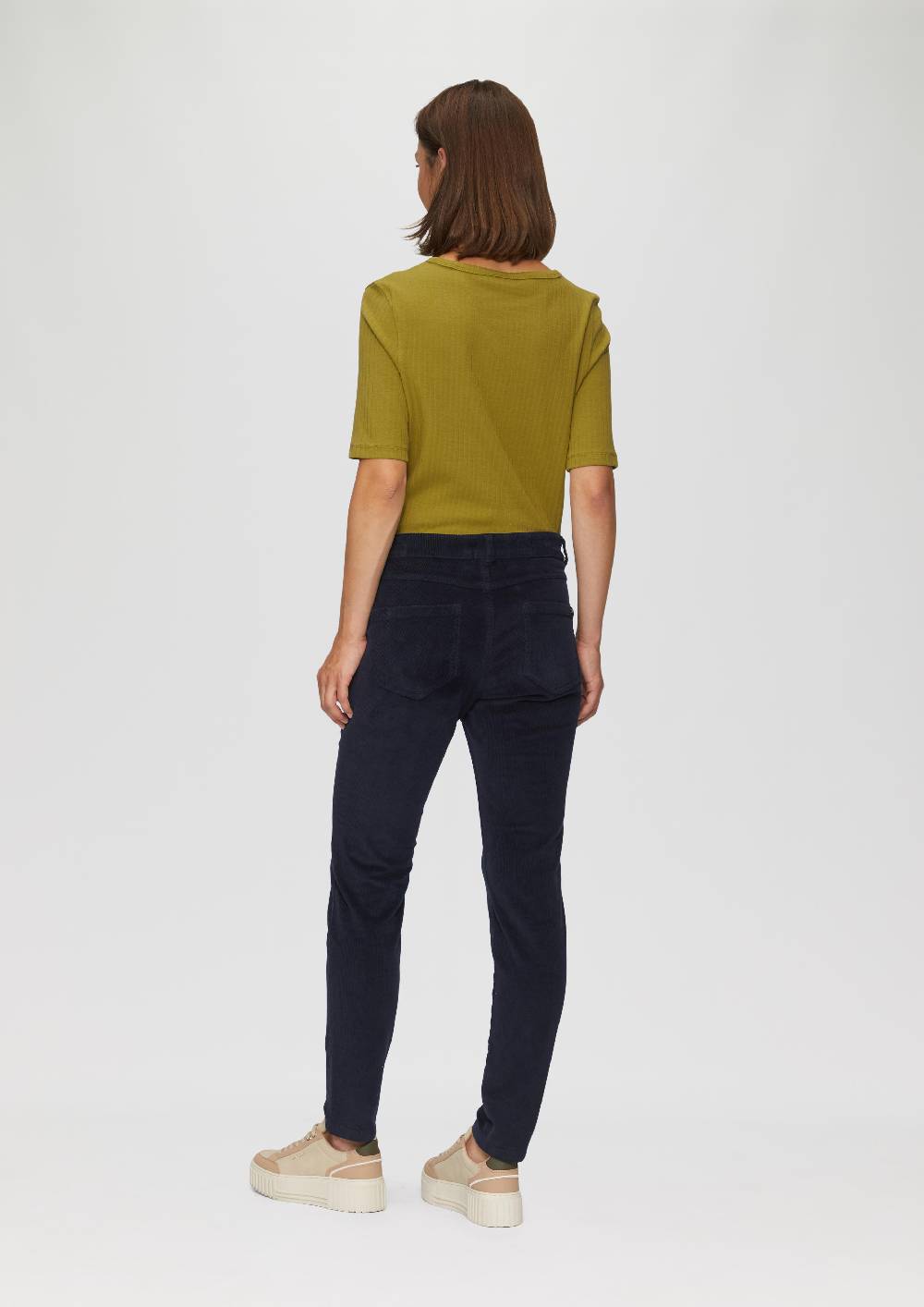 s.Oliver Schmal geschnittene Cordhose Letzte 2 Tage
