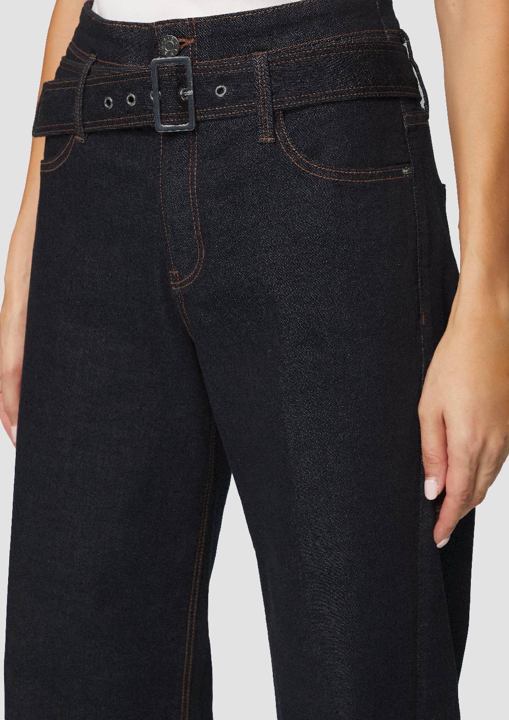 s.Oliver Jeans Suri/Regular Fit/High Rise/Wide Leg / mit Textilgürtel Letzter Tag