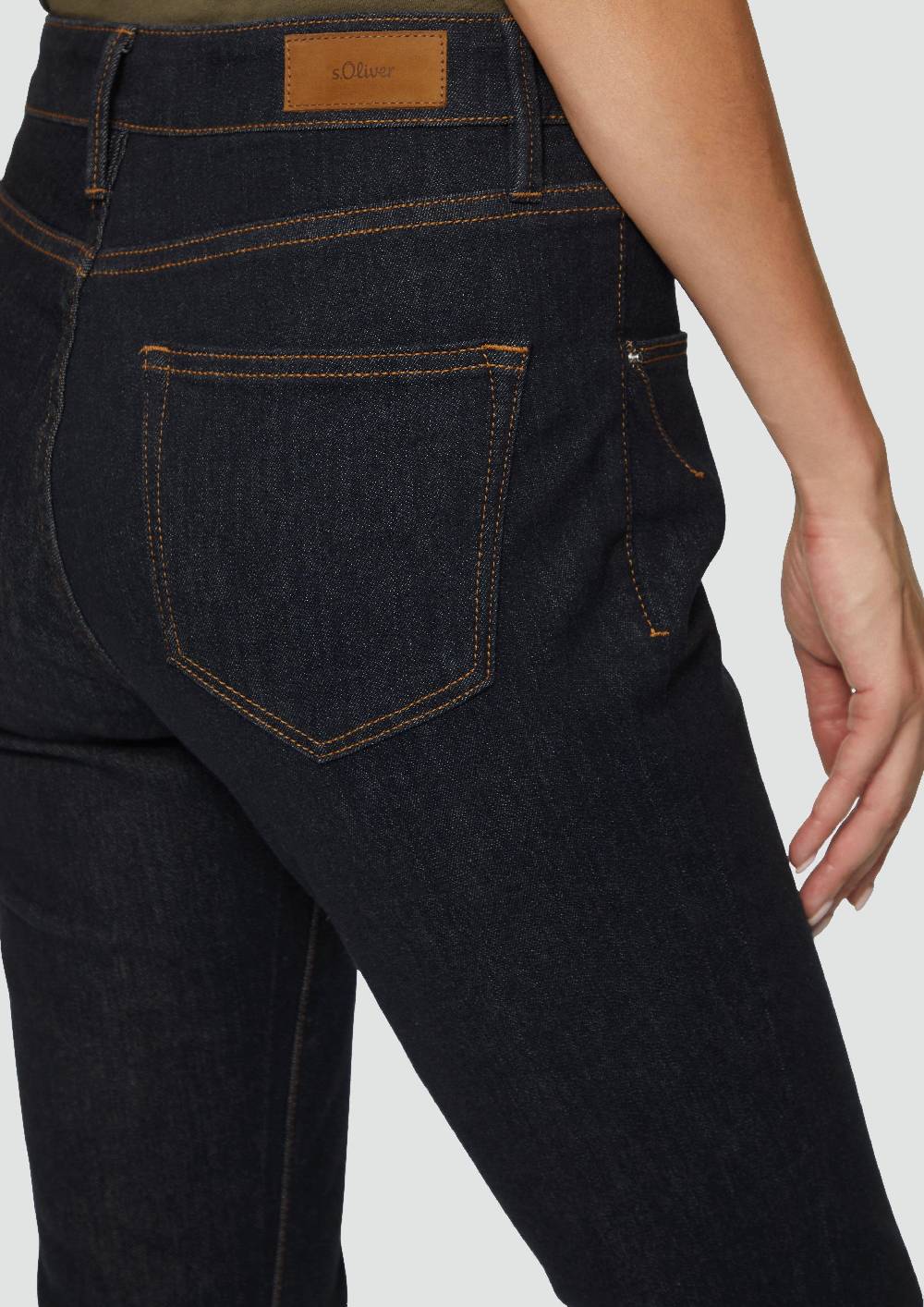 s.Oliver Jeans Betsy / Slim Fit / Mid Rise / Slim Leg / Rinsed Washed Begrenzt auf 3 Tage