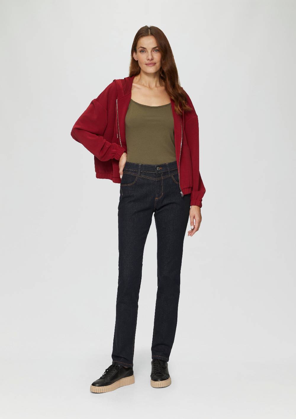 s.Oliver Jeans Betsy / Slim Fit / Mid Rise / Slim Leg / Rinsed Washed Begrenzt auf 3 Tage