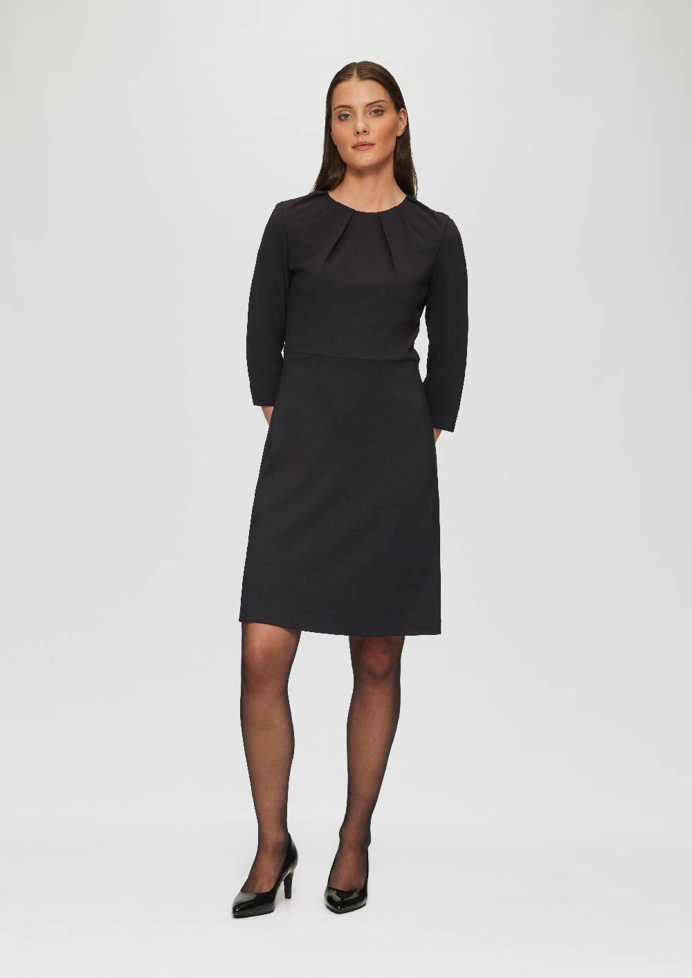 s.Oliver Kleid aus Interlockjersey mit Raff-Details Hotsell