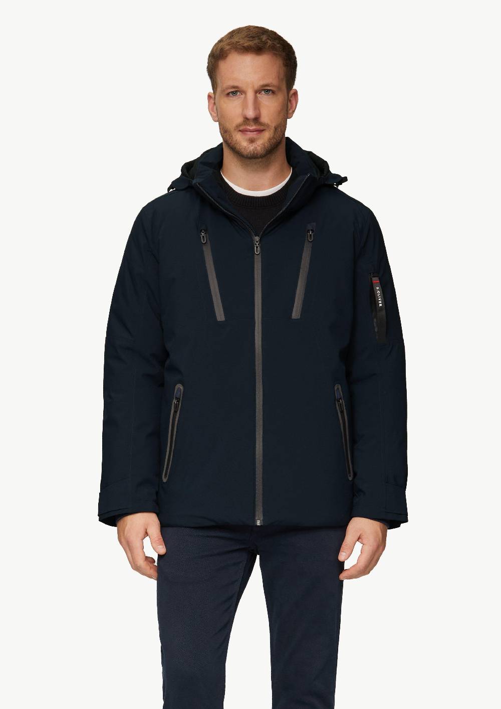 s.Oliver Wasserabweisende Jacke mit Kapuze und Zip-Details Begrenzt auf 3 Tage