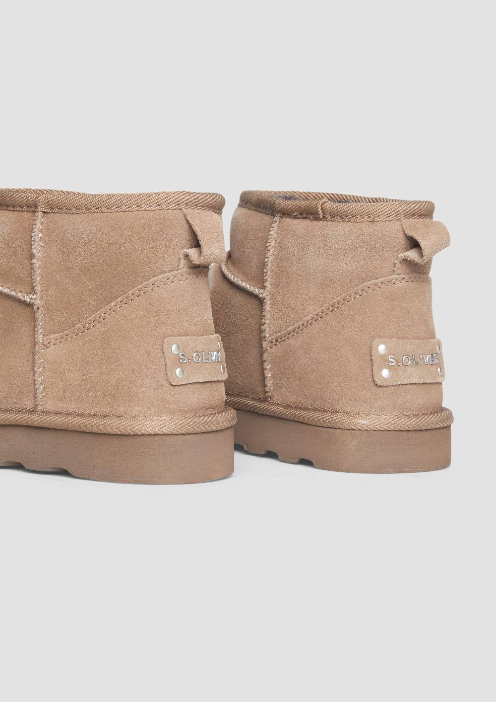 s.Oliver Flache Stiefel aus Leder Exklusivangebot