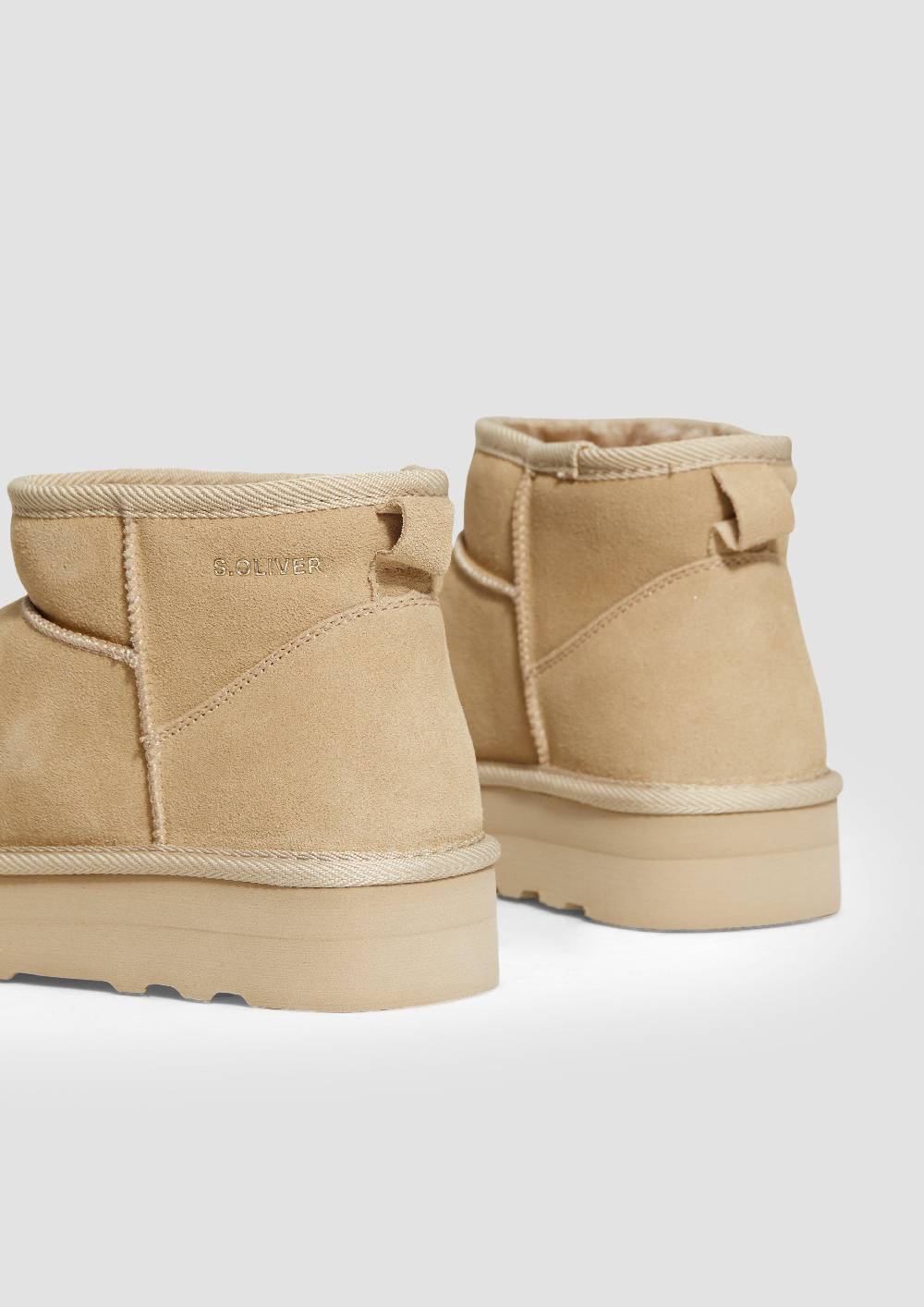 s.Oliver Stiefel mit Teddyplüsch-Futter Tägliche Deals