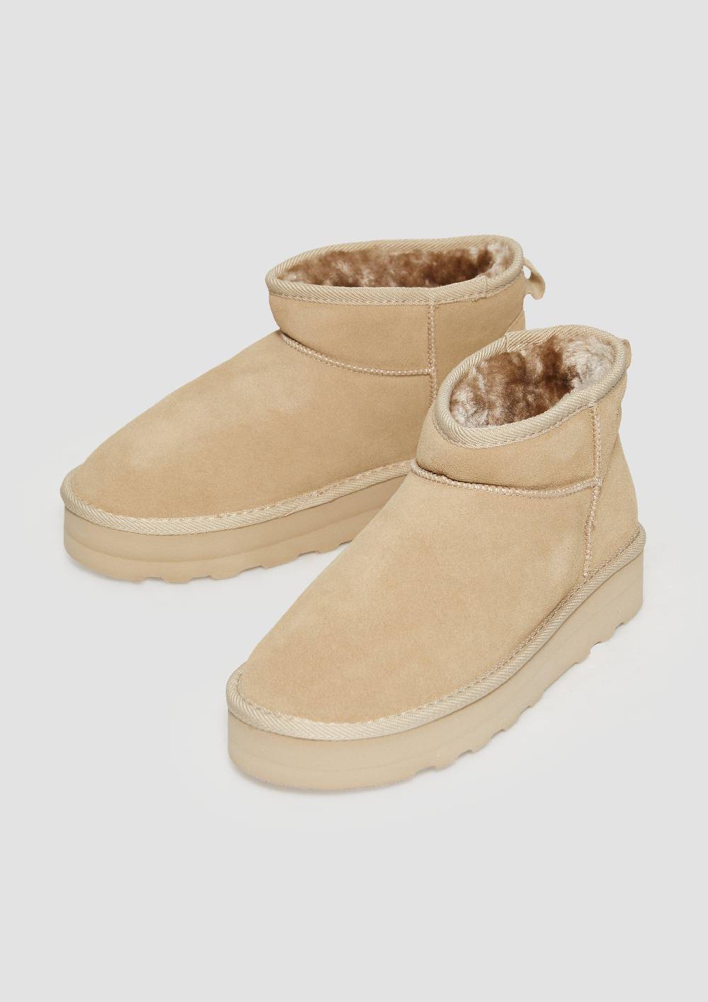 s.Oliver Stiefel mit Teddyplüsch-Futter Tägliche Deals