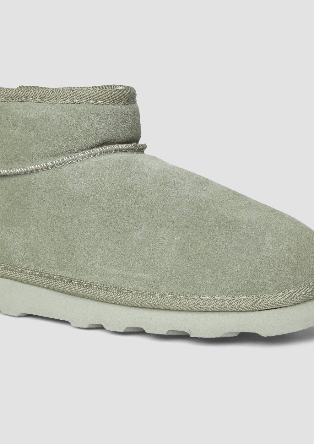 s.Oliver Flache Stiefel aus Leder Zeitbegrenzte Promotion