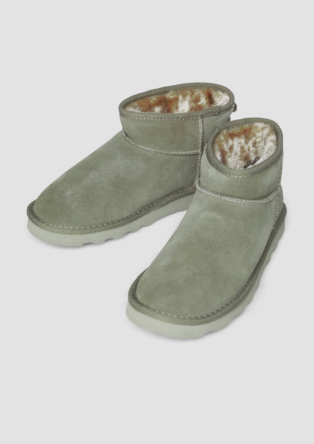 s.Oliver Flache Stiefel aus Leder Zeitbegrenzte Promotion