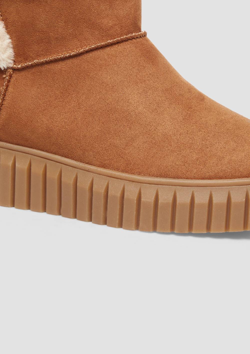 s.Oliver Gefütterte Boots mit Plateausohle zollfrei