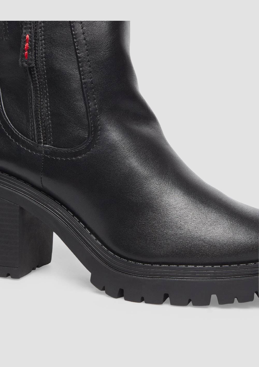 s.Oliver Stiefeletten mit Blockabsatz 50% Rabatt für begrenzte Zeit