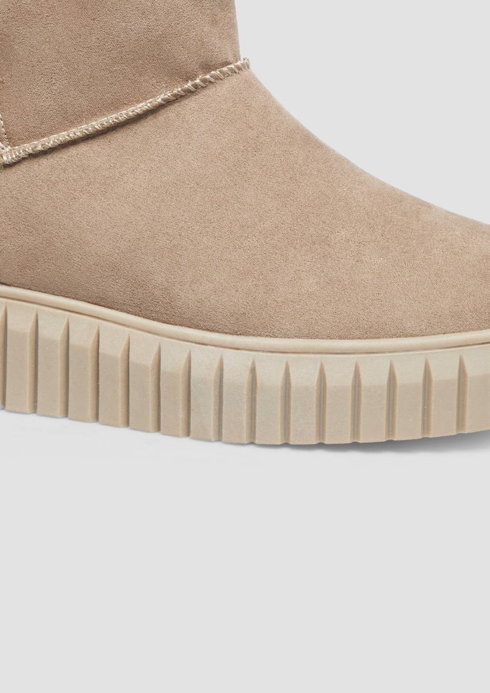 s.Oliver Gefütterte Boots mit Plateausohle Versandkostenfrei