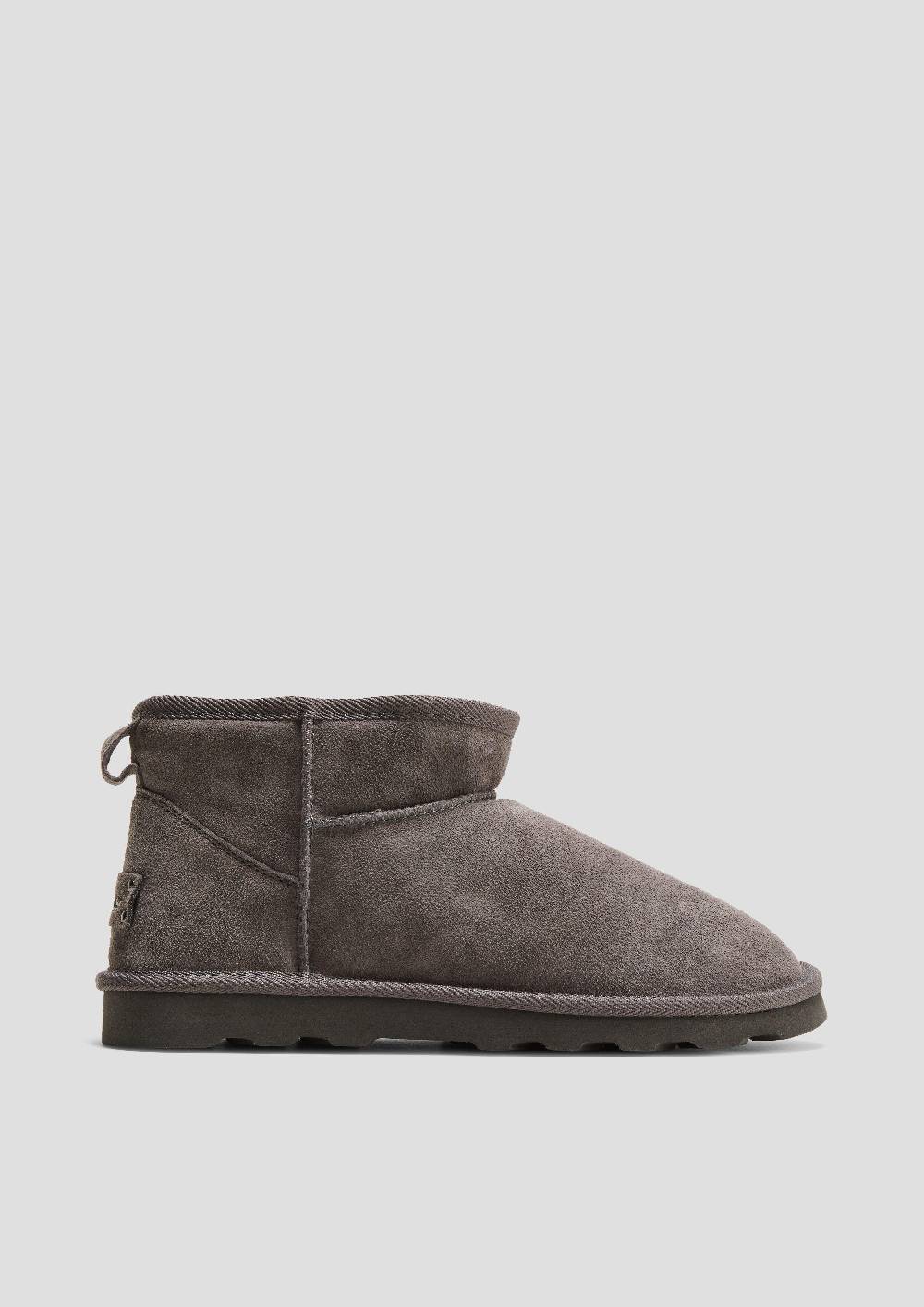 s.Oliver Flache Stiefel aus Leder Großer Ausverkauf