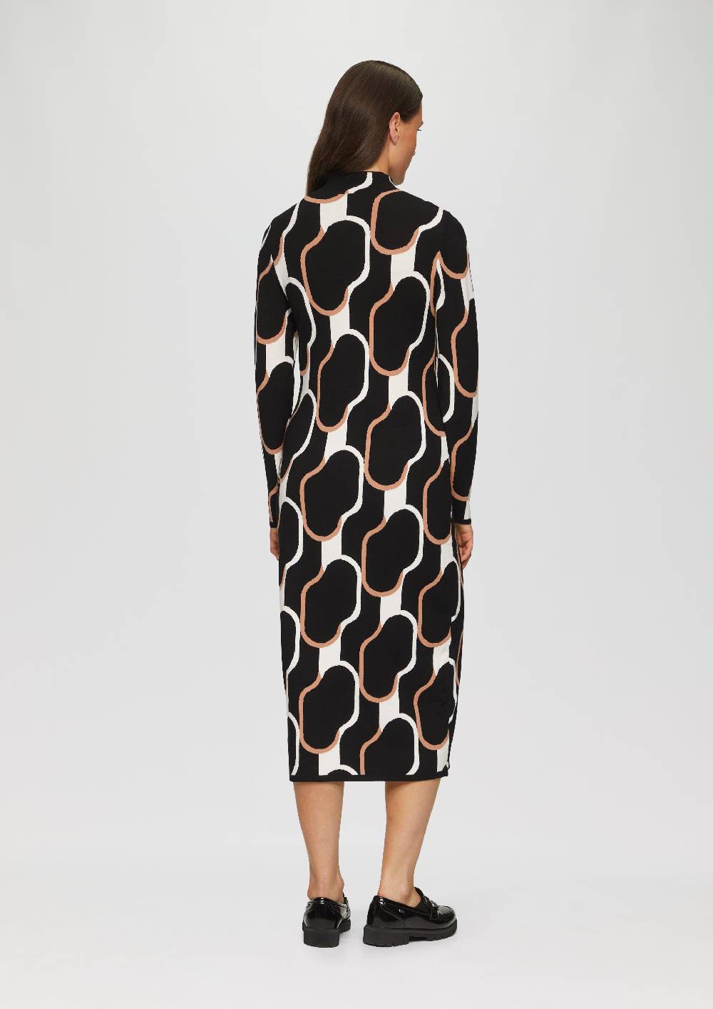 s.Oliver Strick-Kleid mit Stehkragen Zeitlich begrenztes Angebot