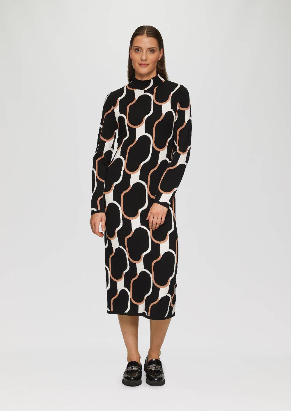 s.Oliver Strick-Kleid mit Stehkragen Zeitlich begrenztes Angebot