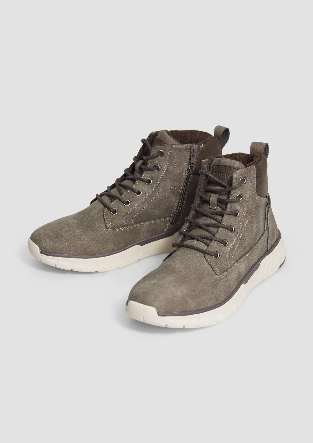 s.Oliver Stiefel im sportiven Look Neuheiten