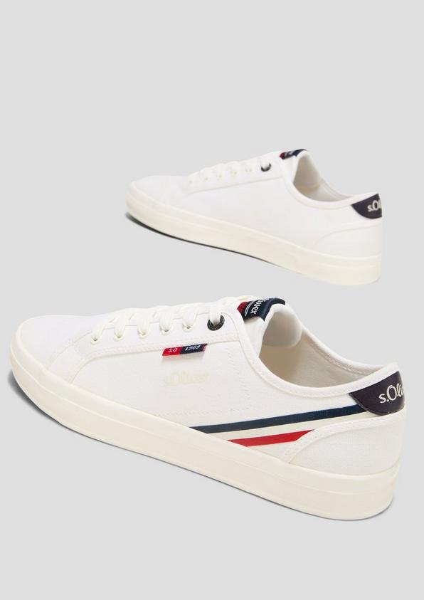 s.Oliver Sneaker mit Kontrast-Details und Logo Letzte 2 Tage