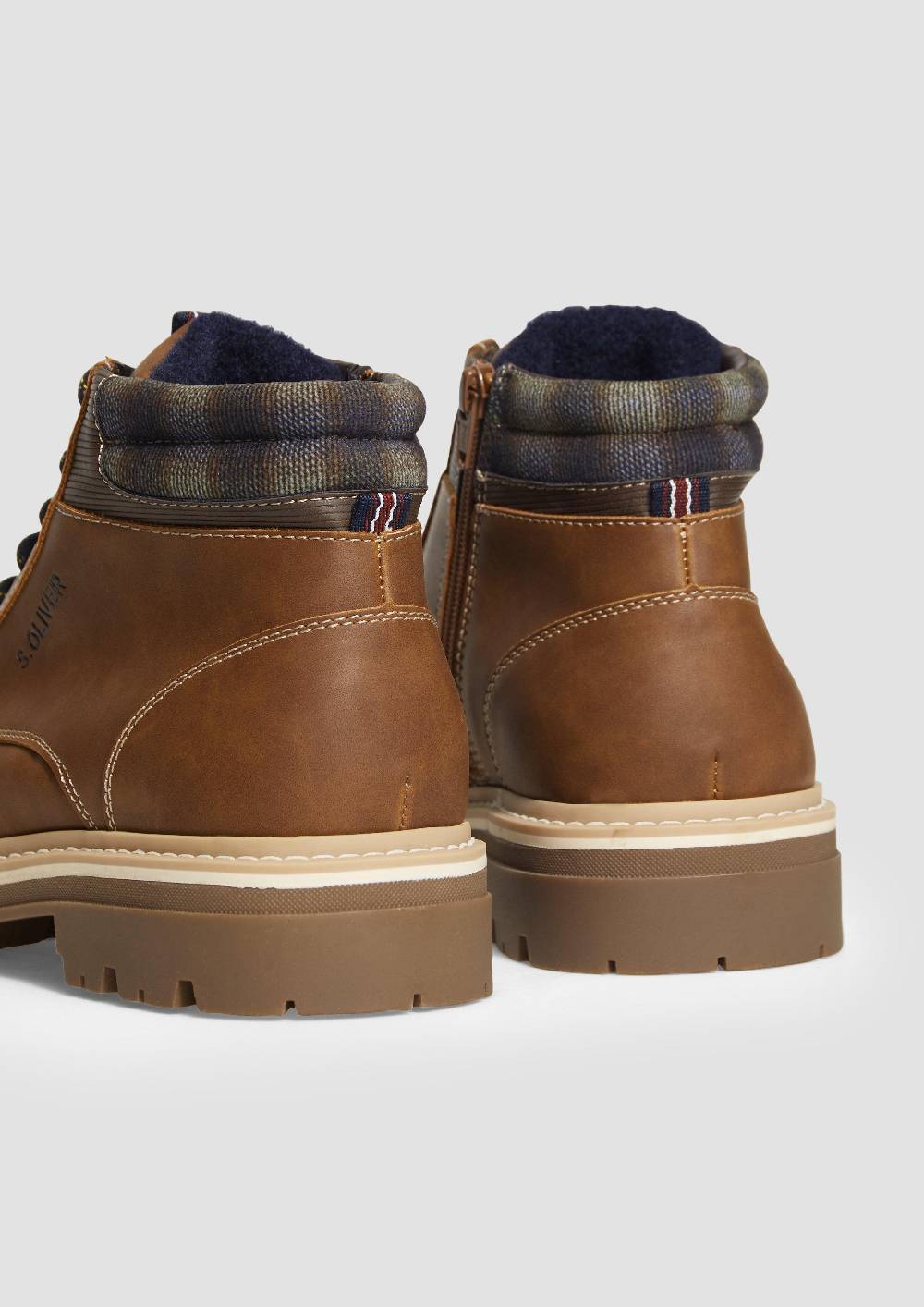 s.Oliver Stiefel mit Schnürung zollfrei