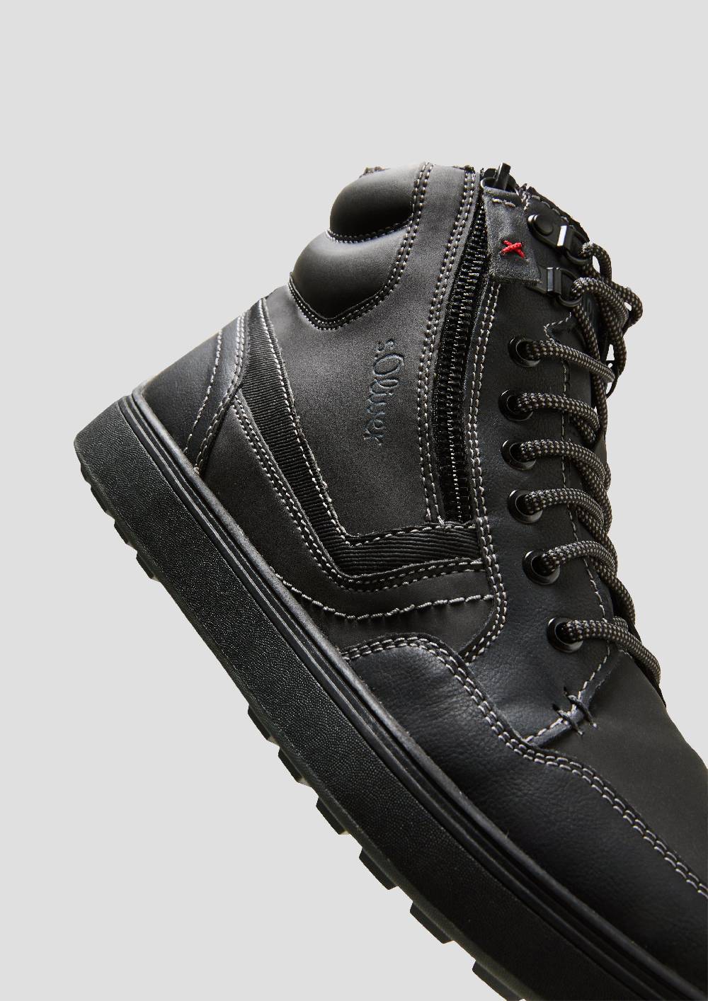 s.Oliver Gefütterte Boots mit Kontrastnähten Sonderangebot
