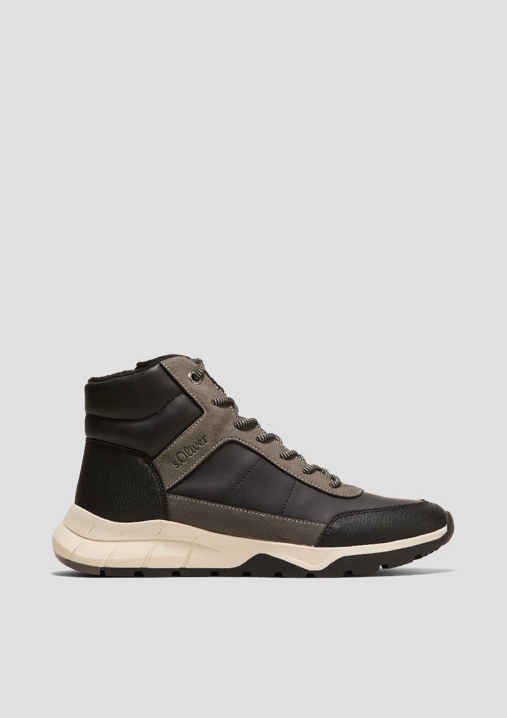 s.Oliver Stiefel in Sneaker-Optik Begrenztes Angebot