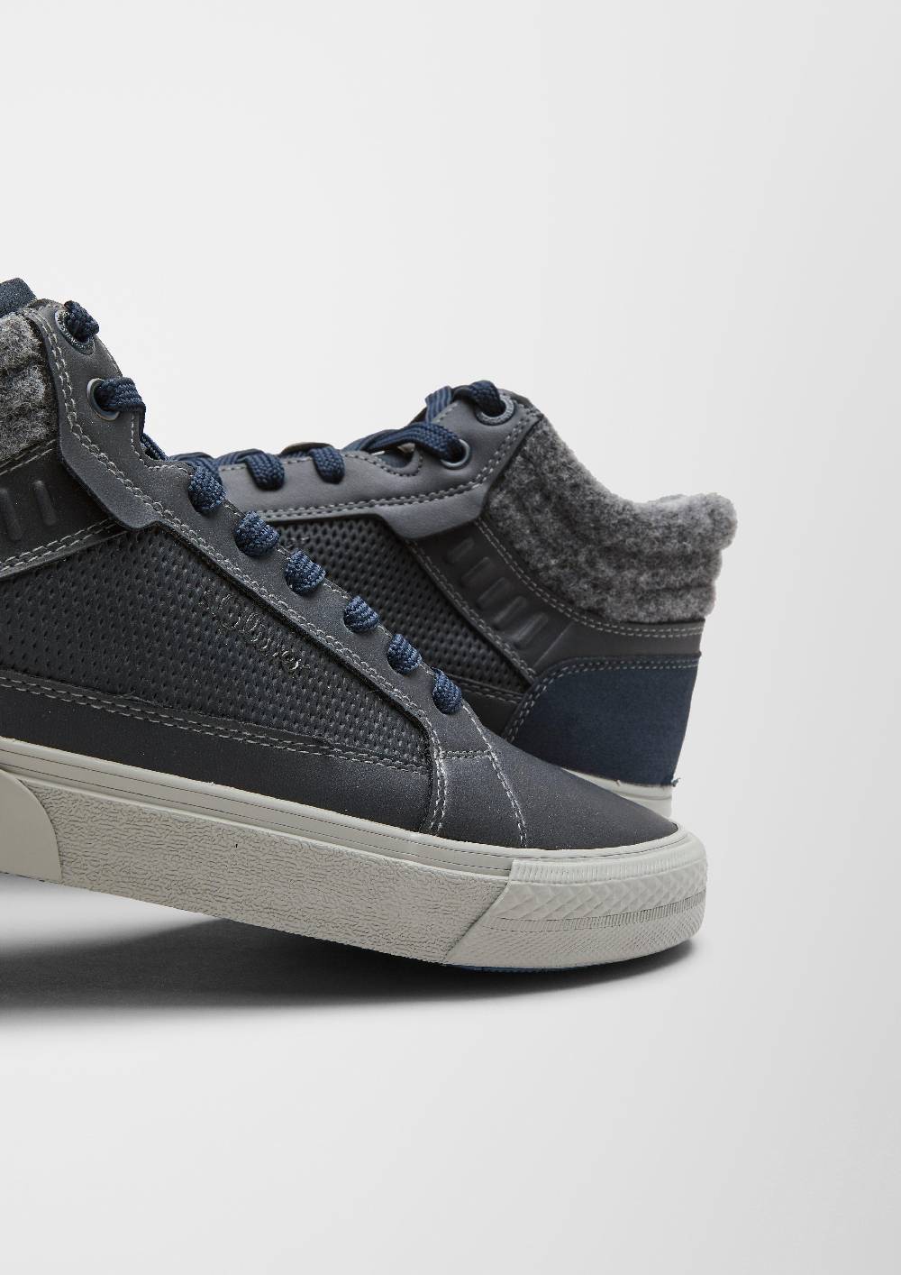 s.Oliver High Sneaker im Materialmix Osterangebot