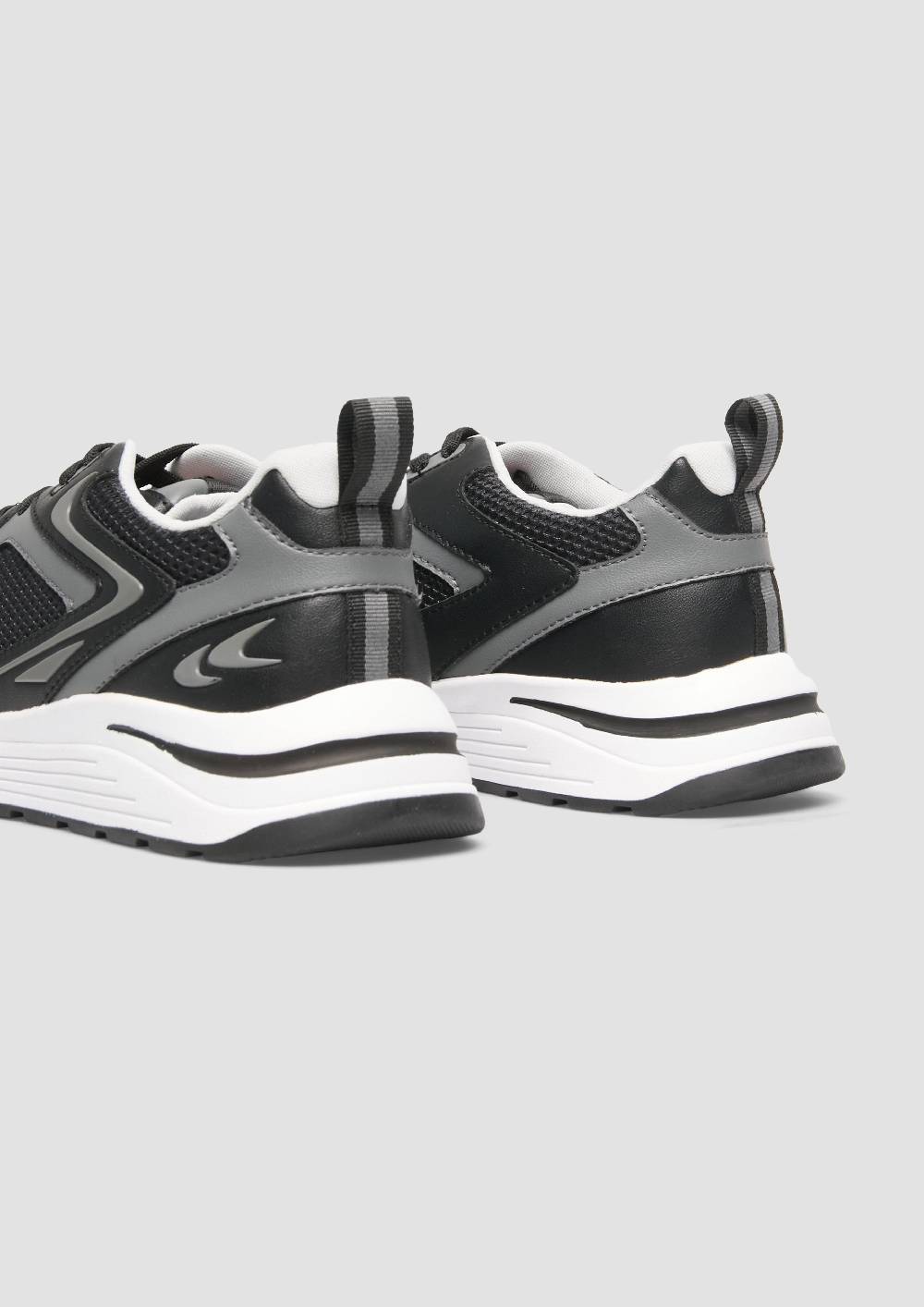 s.Oliver Sportlicher Sneaker mit Mesh Lagerräumung