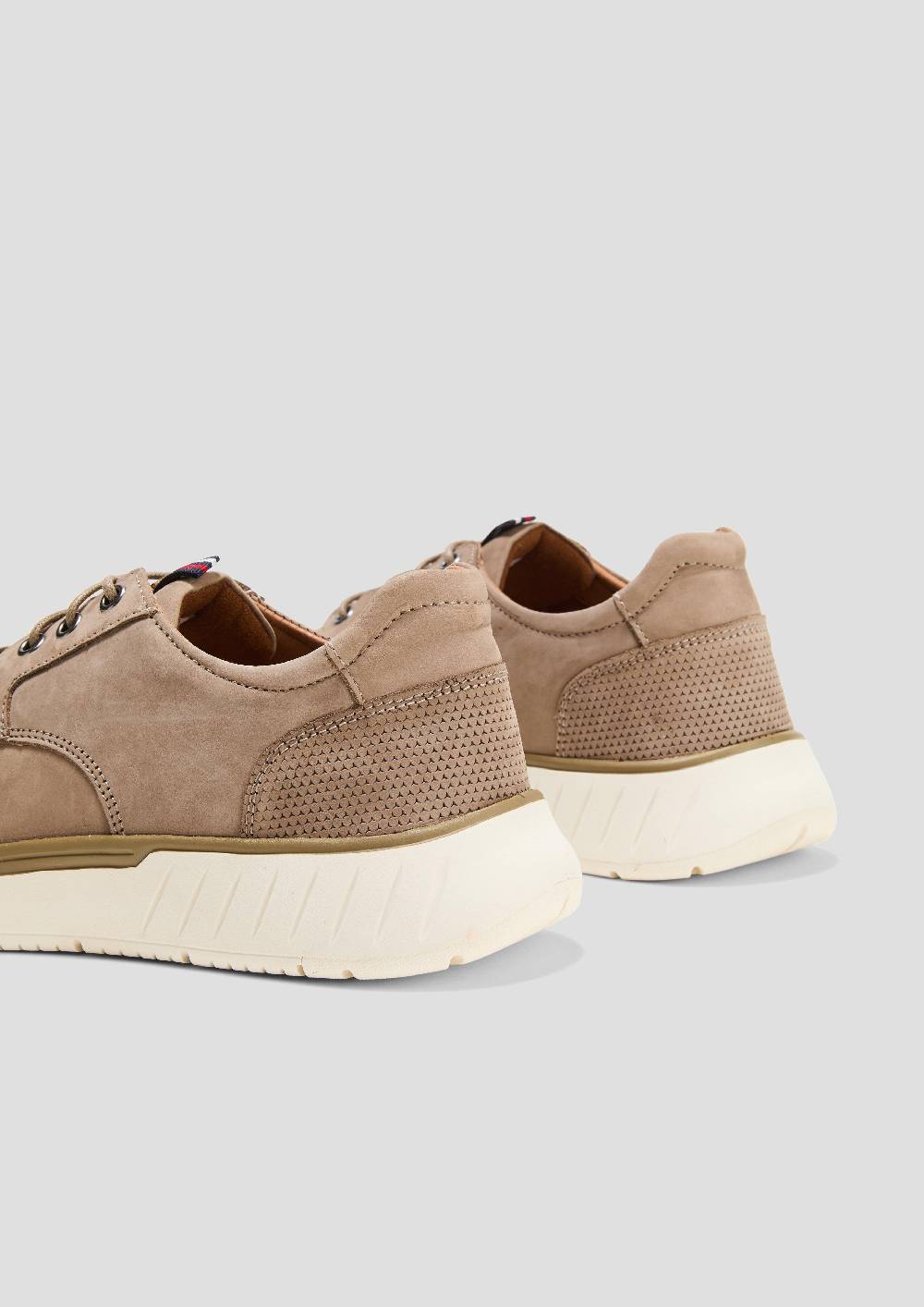 s.Oliver Sneaker aus Leder Kauf eins, bekomm eins gratis