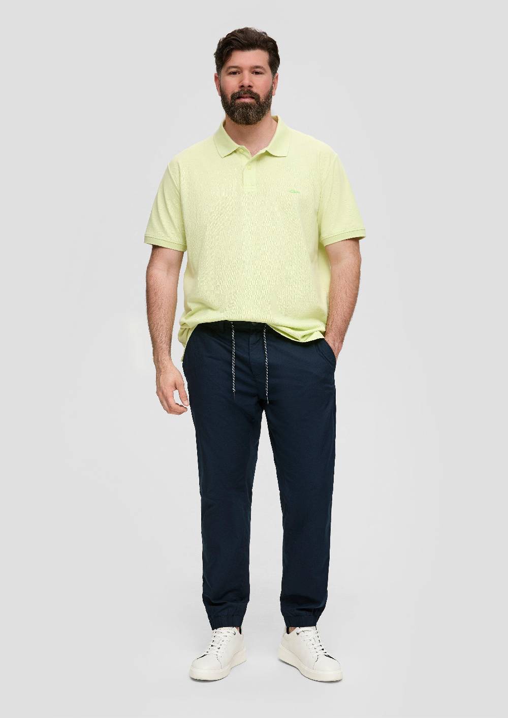 s.Oliver Baumwoll-Hose mit elastischem Bund und Print-Detail Letzte 3 Tage