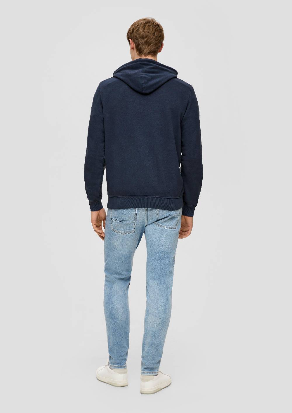 s.Oliver Kapuzensweatshirt mit Logo-Detail 2025