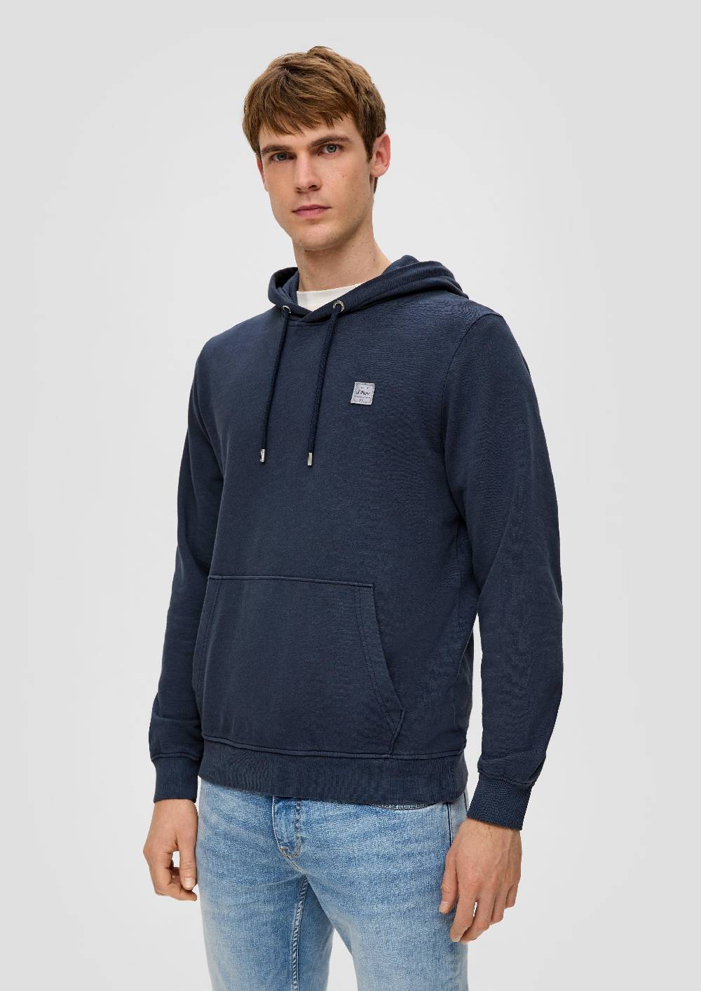 s.Oliver Kapuzensweatshirt mit Logo-Detail 2025