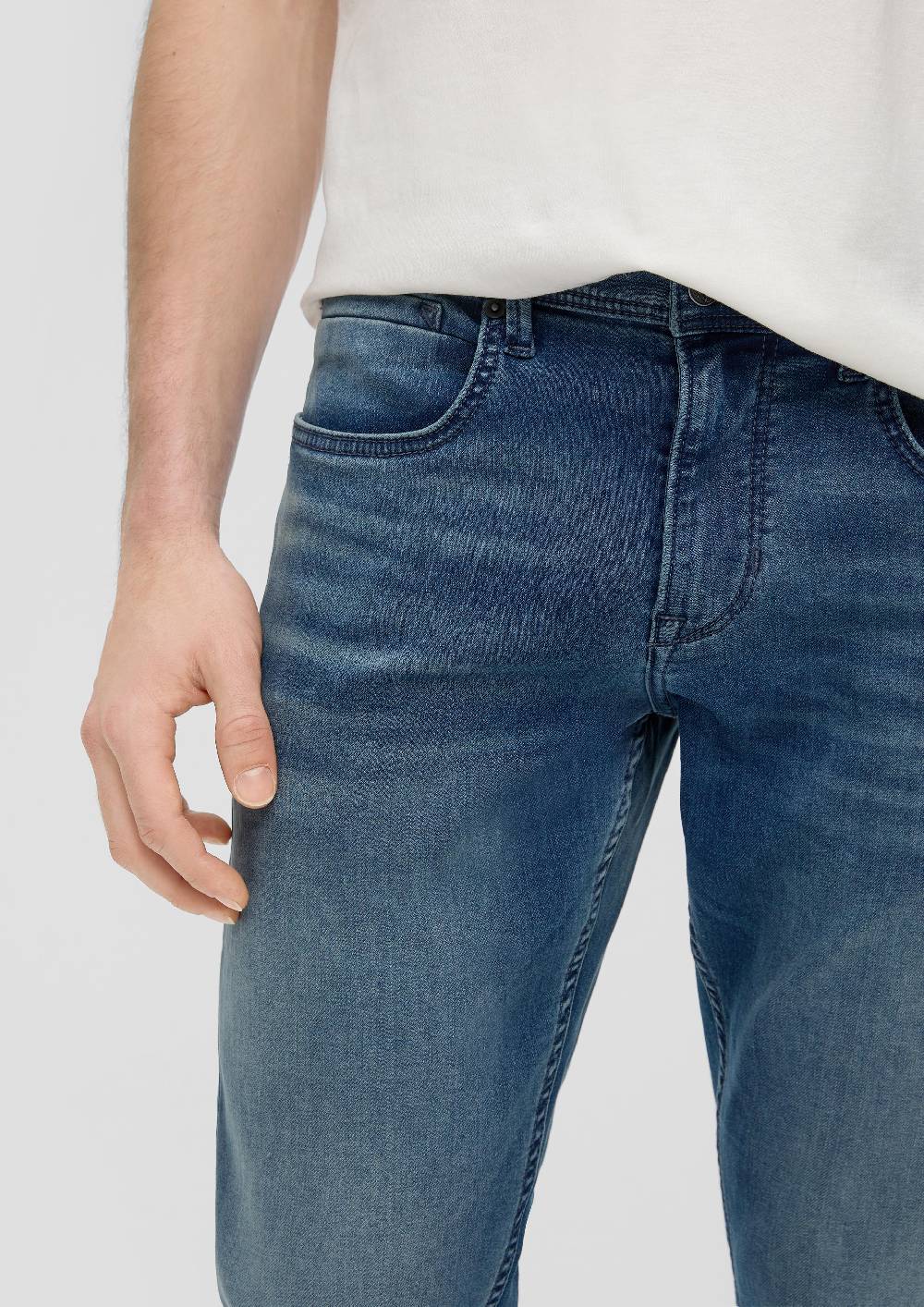 s.Oliver Jeans Rick / Slim Fit / Mid Rise / Slim Leg Rabatt