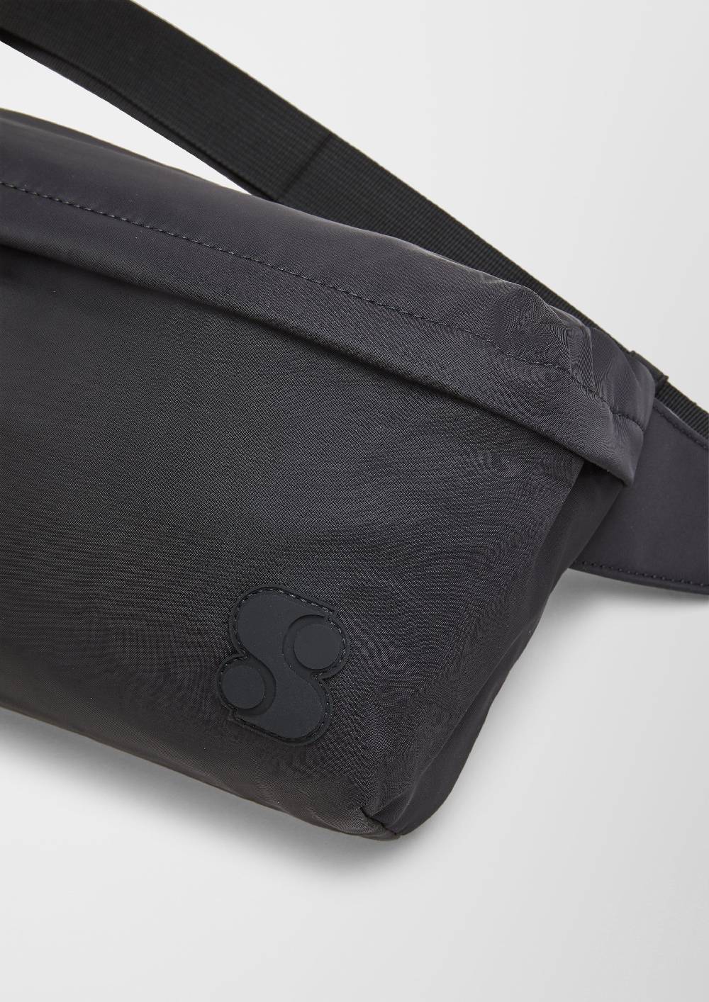 s.Oliver Belt Bag mit Logodetail zollfrei