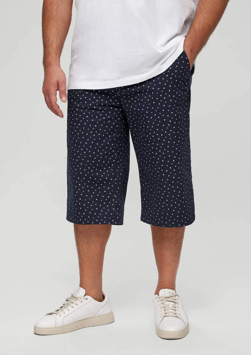 s.Oliver Slim: Bermuda mit Allover-Print Neueste Mode