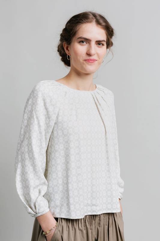 Rockmacherin Regula Elegante Damenbluse aus fließendem Viskoseflanell zollfrei