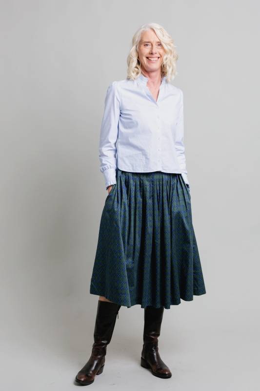 Rockmacherin Susanna Damen-Trachtenbluse mit Rüschen und modernem Ärmelschnitt Großer Ausverkauf