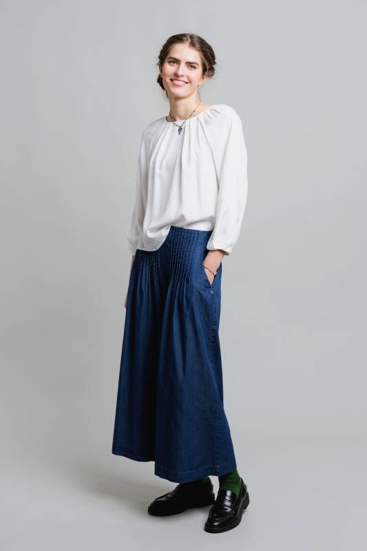 Rockmacherin Sempt Hosenrock aus weichem Denim mit Biesen und Gummizug Neueste Mode