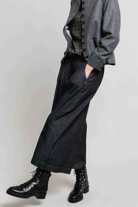 Rockmacherin Sempt Hosenrock aus weichem Denim mit Biesen und Gummizug Online Outlet