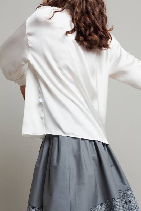 Rockmacherin Hilla Damenbluse oversized aus Viskosesatin Blitzangebot