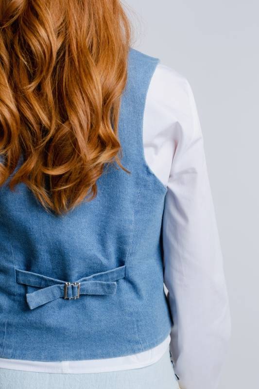 Rockmacherin Resal Damenweste aus Light Denim im klassischen Stil Wochenangebot
