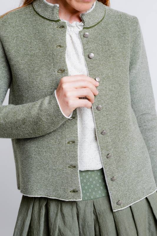 Rockmacherin Florentine Trachten-Strickjacke mit Stehkragen aus Merinowolle Kostenloser Versand international