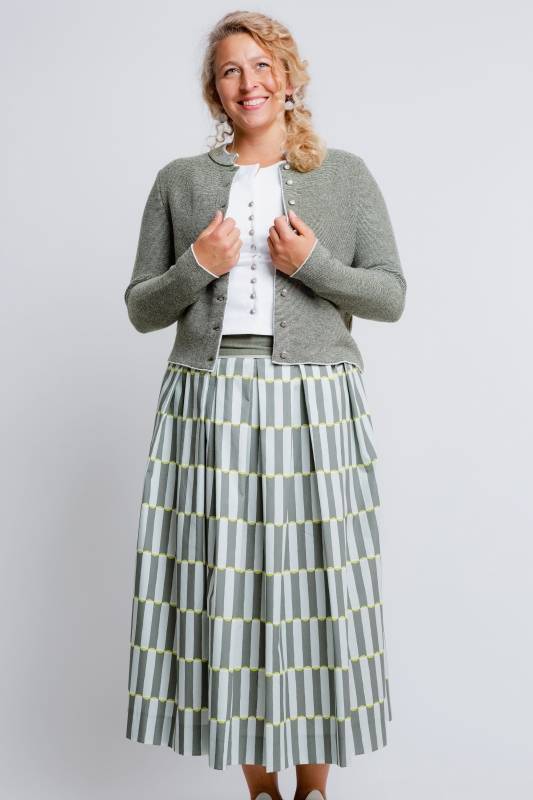 Rockmacherin Florentine Trachten-Strickjacke mit Stehkragen aus Merinowolle Kostenloser Versand international
